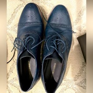 Mens dress shoes